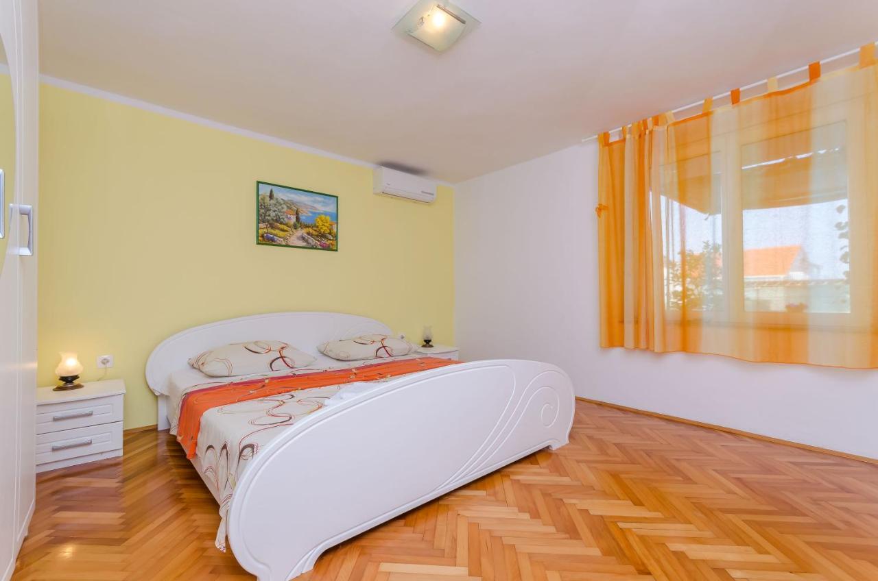Apartments Maslina Trogir Exteriör bild